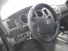 2005 Toyota Tacoma Silver SR5 Crew Cab 4.0L AT 2WD #Z24762